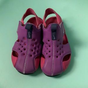 Nike Sunray purple + pink size 9 toddler sandals